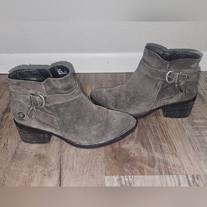 Born Adia distressed leather buckle ankle boots size 6.5